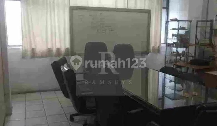 For Sale: 2 Units, Land Area 64 sqm (5x12.8m), Building Area 192 sqm 2