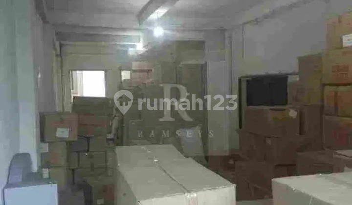 For Sale: 2 Units, Land Area 64 sqm (5x12.8m), Building Area 192 sqm 1