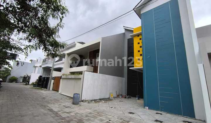 2-Story Boarding House 10 Bedrooms Behind Indoluxe Hotel Near UGM 2