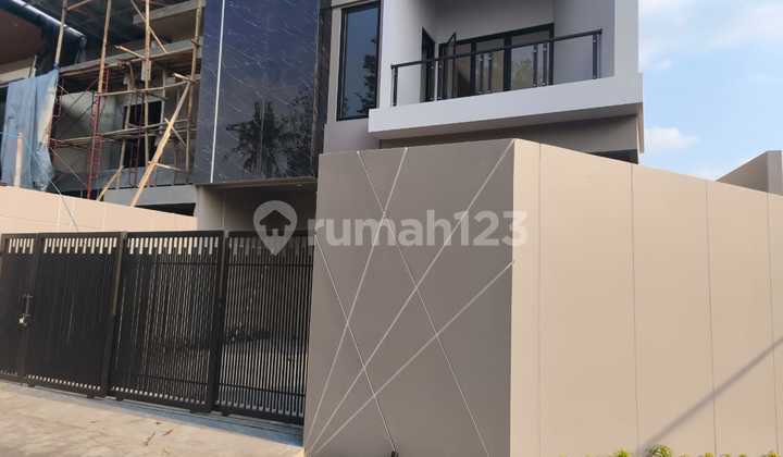 Rumah Mewah Dekat Kampus Uii Terpadu Kaliurang Rumah Mewah Dekat Kampus Uii Terpadu Kaliurang