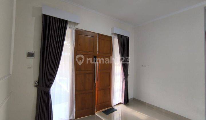 Rumah 2 Lantai Jogja Modern Cantik 15 Menit Ke Pusat Kota 2