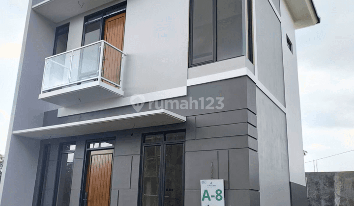 Rumah 2 Lantai Murah Dekat Al Azhar Yogyakarta World Schools