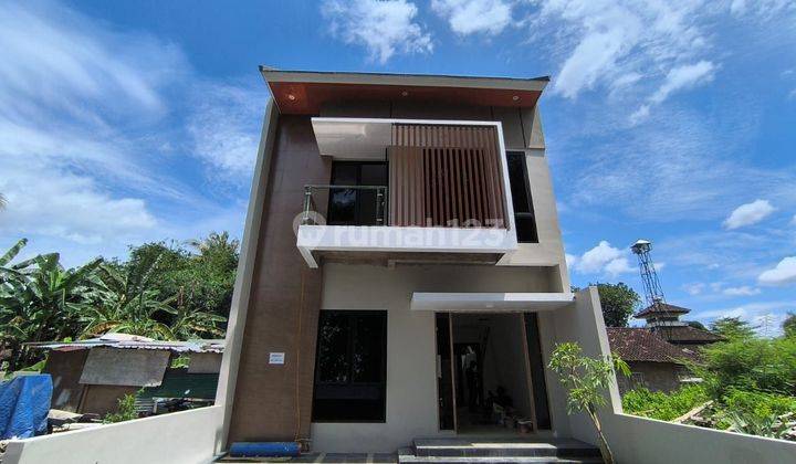 Rumah 2 Lantai Jogja Baru Jl Godean Selatan Pasar Godean  2