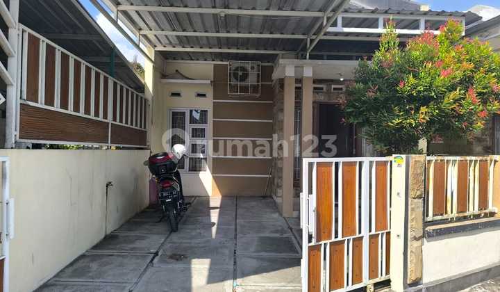 Nice House Strategic 300m From Demak Ijo Intersection West Ringroad