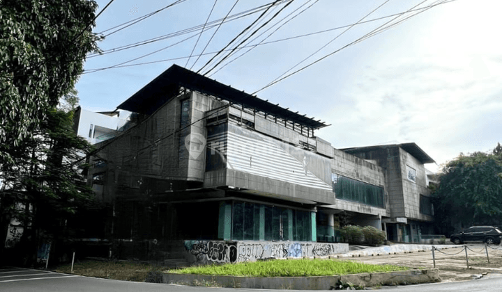 Gedung Kemang 3Lt Luas 3000m2 Hoek SHM Ex Showroom Pinggir Jalan 1