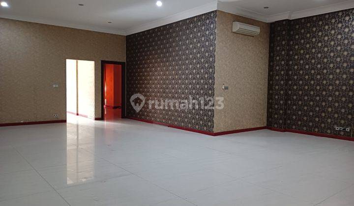 Rumah Mewah Pluit Murni 4Lt 13x25 5+3KT Semi Furnish Jakarta Utara  2