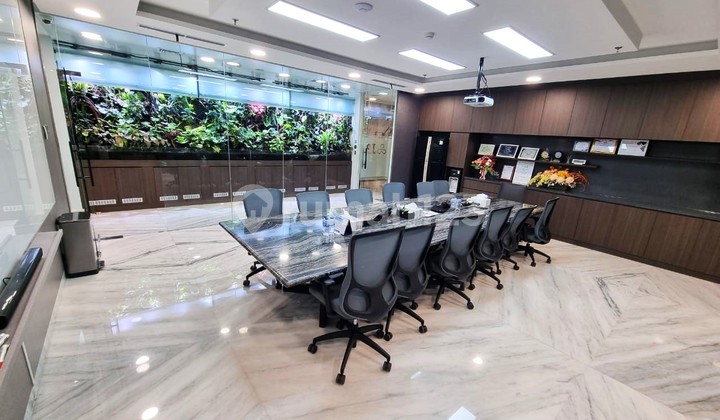 Luxury Gold Coast Office 574m2 Full Marble Fully Furnished Sea View 2