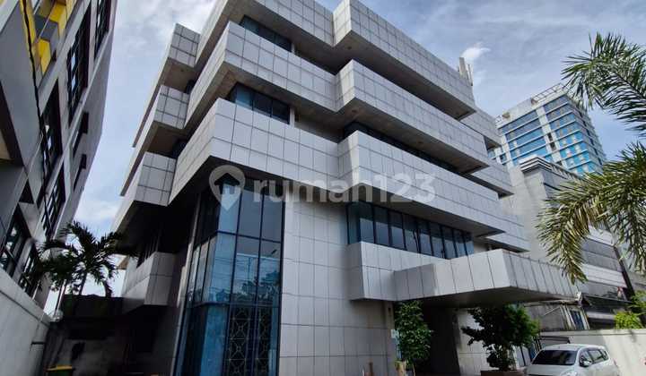 Dijual Gedung Kantor Office 4 Lantai  Jakarta Selatan Renovasi