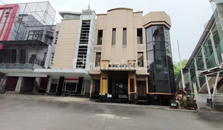 Ruko Boulevard Raya 3lt luas 14x55 770m Kelapa Gading Jakarta Utara