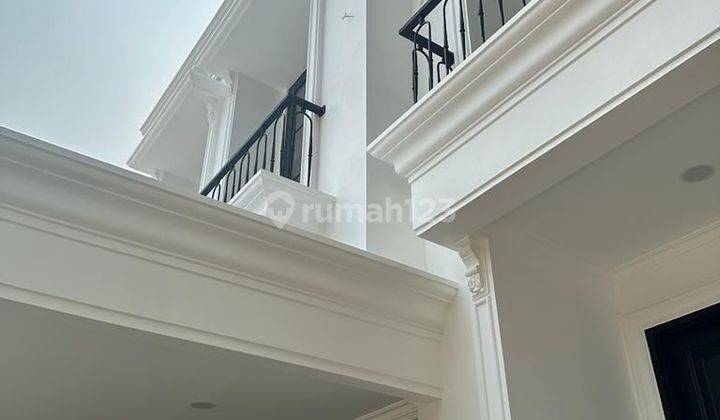 Rumah 180m 4+1KT Cluster Blossom Ville The Green Bsd City 2