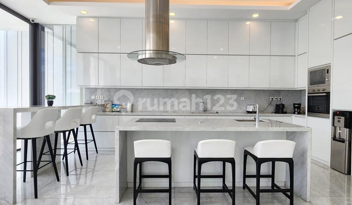 Luxury Ready-to-Live Home 782m2 Modern & Private Resort Concept BSD 2