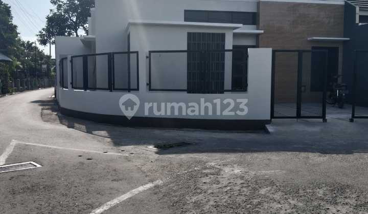 Dijual Rumah Baru Siap Huni 2 Muka Dekat Polsek Dan Omah Kluweh Resto Sidokarto