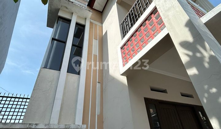 Disewakan Rumah 2 Lantai Dalam Komplek Diseputaran Pasar Buah Gamping,Kampus Umy 2