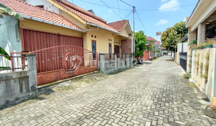 Disewakan Rumah Minimalis 2 Lantai Diseputaran Jec Disewakan Rumah Minimalis 2 Lantai Diseputaran Jec