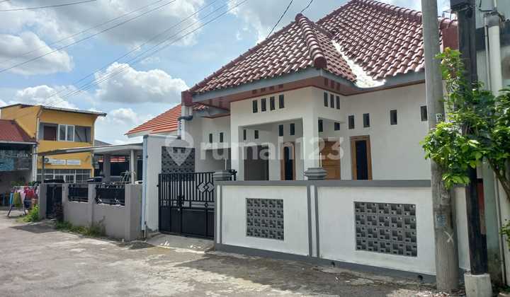 Disewakan Rumah Minimalis Bangunan Baru Seputaran Jalan Kaliurang