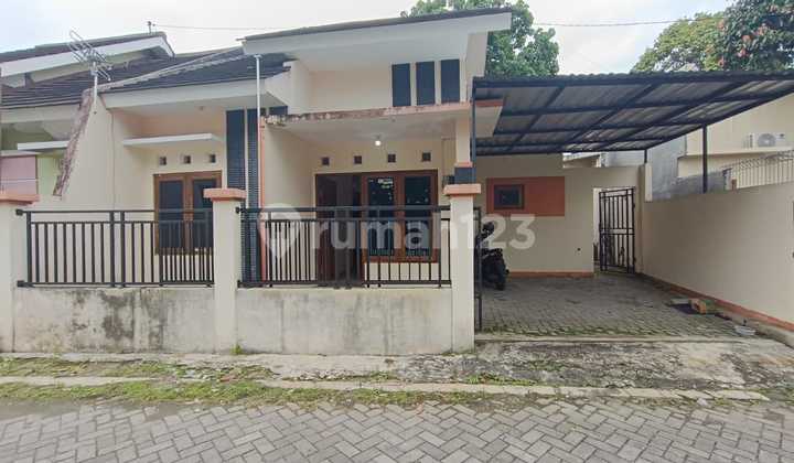 For Rent Strategic Minimalist House Near UTY 1 Campus
