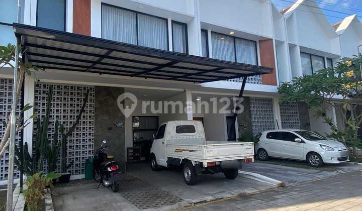 For Rent 2-Story House New Building Modern Design North of Maguwoharjo
