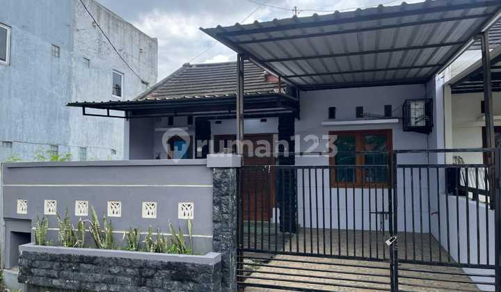 For Sale Strategic Minimalist House East of Suciati Mosque
