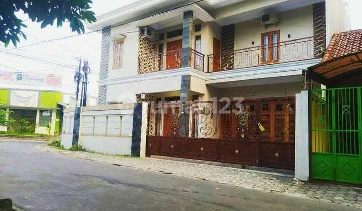 For Rent Modern 2-Story House Fully Furnished Around Hyatt Palagan Hotel For Rent Modern 2-Story House Fully Furnished Around Hyatt Palagan Hotel