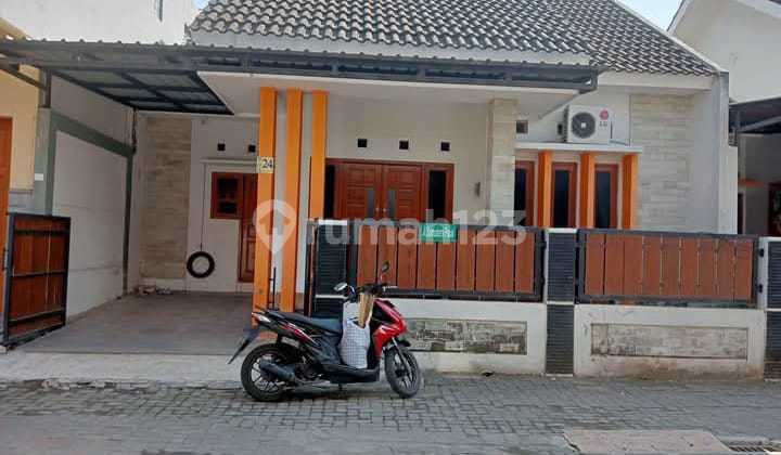 For Rent Minimalist House in Cluster Near STPN Campus