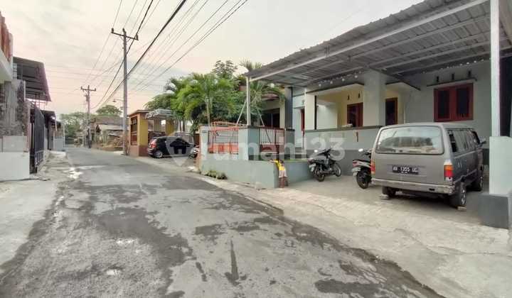 For Rent Nice House by the Road, Suitable for Office and Residence Near Tengkleng Gajah For Rent Nice House by the Road, Suitable for Office and Residence Near Tengkleng Gajah