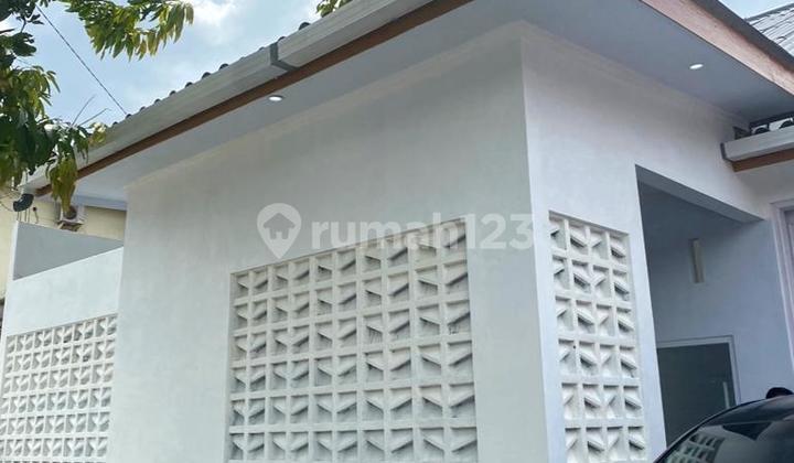 For Rent: Fully Furnished Homestay with Swimming Pool Around Kaliurang Road, Good SHM (Certificate) For Rent: Fully Furnished Homestay with Swimming Pool Around Kaliurang Road, Good SHM (Certificate)