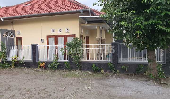 For Rent Nice Furnished House Near UGM Campus, UNY, and Colombo Market For Rent Nice Furnished House Near UGM Campus, UNY, and Colombo Market