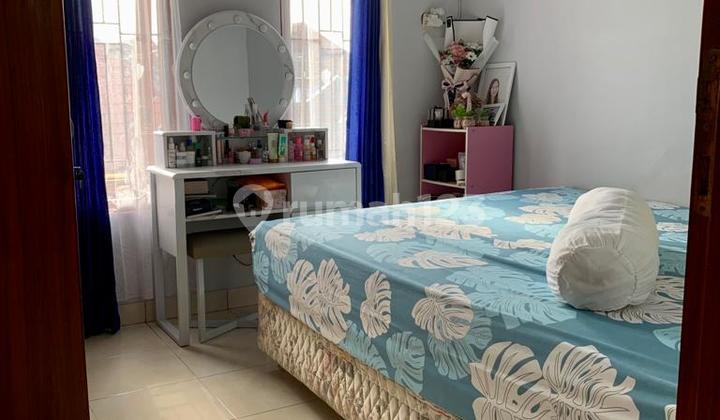 Dijual Cepat 2 Lantai Dalam Komplek Diutara Terminal Jombor 2