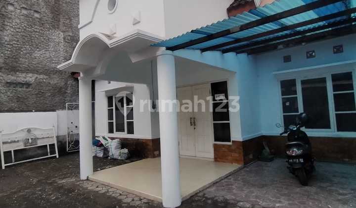 For Rent Semi-Furnished House East of Fe Uii Campus