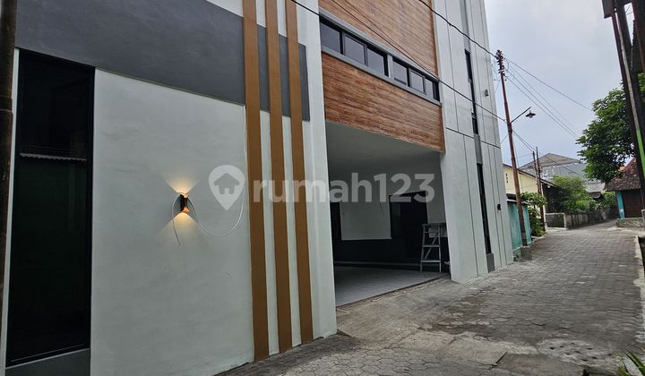 Dijual Kost Baru Full Furnish Diseputaran Pasar Kolombo Jakal Dijual Kost Baru Full Furnish Diseputaran Pasar Kolombo Jakal