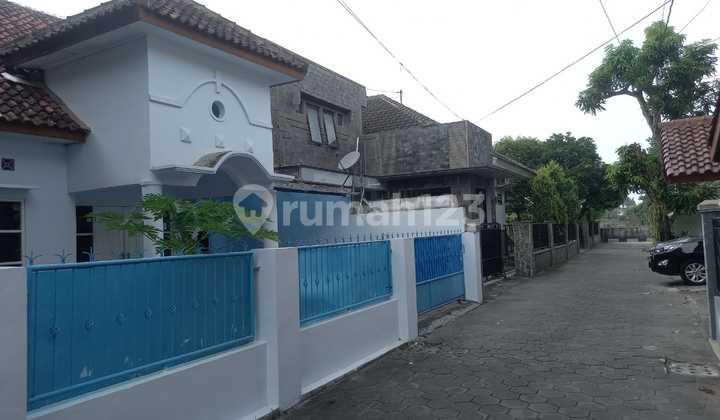 For Rent Semi-Furnished House East of Fe Uii Campus
