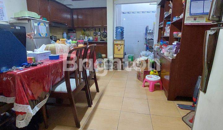 RUMAH SLIPI JAKARTA BARAT STRATEGIS BEBAS BANJIR 2