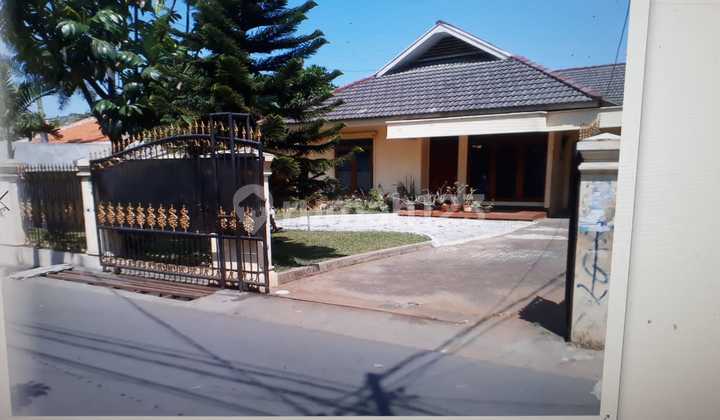 Rumah Rawa Belong Bangunan Lama Cocok untuk Dibangun Cluster Kecil / Rumah Kost