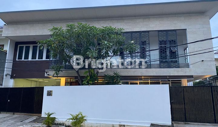 Cocok untuk Kantor Rumah Slipi Jakarta Barat Strategis dekat dengan akses tol Fully Furnished ( Interior Kantor ) Cocok untuk Kantor Rumah Slipi Jakarta Barat Strategis dekat dengan akses tol Fully Furnished ( Interior Kantor )