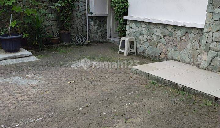 Dijual Cepat Rumah di Jalan Sumatera Area Menteng Jakarta 2