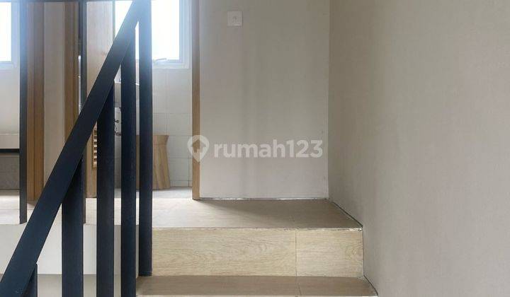 Dijual Rumah 3 Lantai Semi Furnished di Cluster Imajihaus Greenwich, Bsd, - YL EF 2