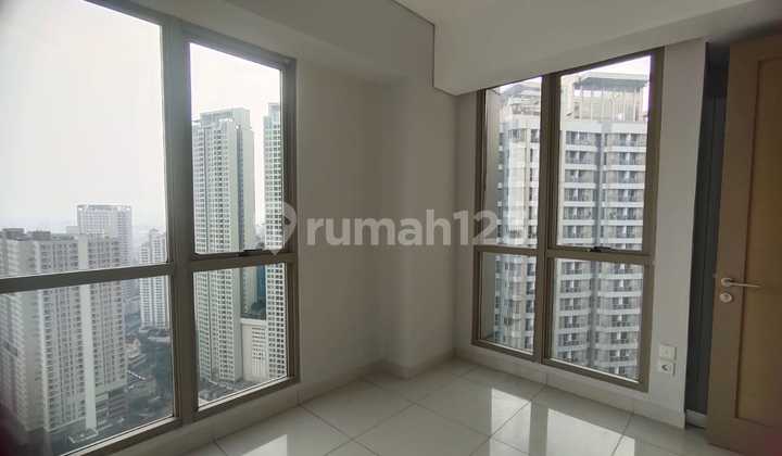 Taman Anggrek Apartment 2BR Hook Semi Furnished - Byn