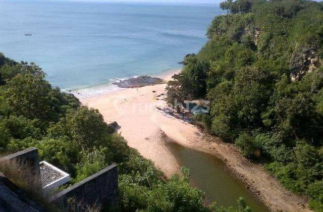 Land for Sale in Bali Next To Ayana Beach Resort, Balangan, Badung Marefgs 1