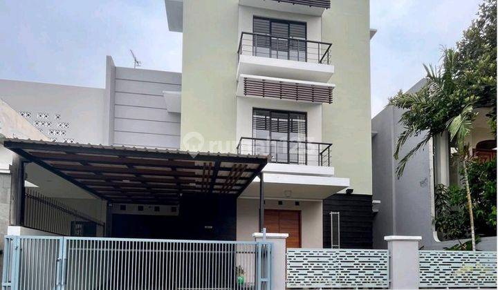 Dijual Rumah + Rooftop Puspita Loka BSD SHM semi Furnish-RH EFAS 1