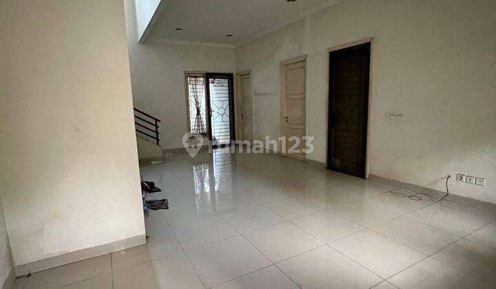 Rumah 2 Lantai Unfurnished di Cluster Turquoise Pondok Hijau Golf - IVL EFK 1