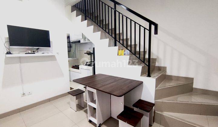 Dijual Rumah Minimalis 3 Lantai Hook Furnished di Omaha Village. Dnaefpro 2