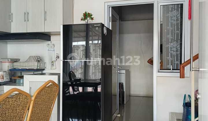 For Sale: 2.5-story house fully furnished with a neat rooftop, move-in ready in Cluster Boston Village - Gading Serpong. Ysefb. 2