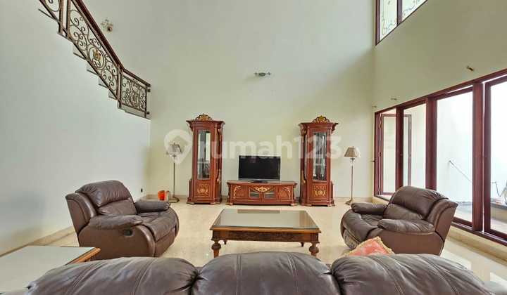 Dijual Rumah Mewah Design Mandiri Semi Furnish d Cluster Sapphire Pondok Hijau Golf - Wndefgs 2