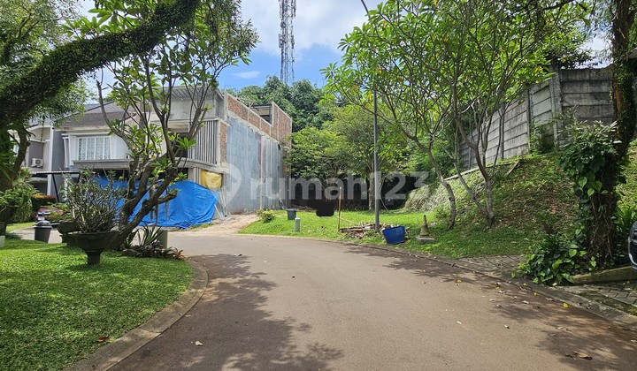 Dijual Kavling Sevilla BSD Hoek Banci 240m2 Hadap Selatan - Timur - Ylefb