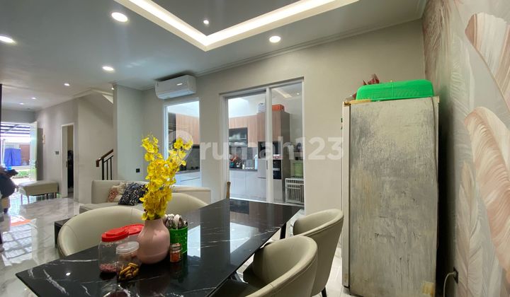 Dijual Rumah 2 lantai bagus sudah renovasi full interior siap huni di Milano Village, GadingSerpong - Dnaefpro 2