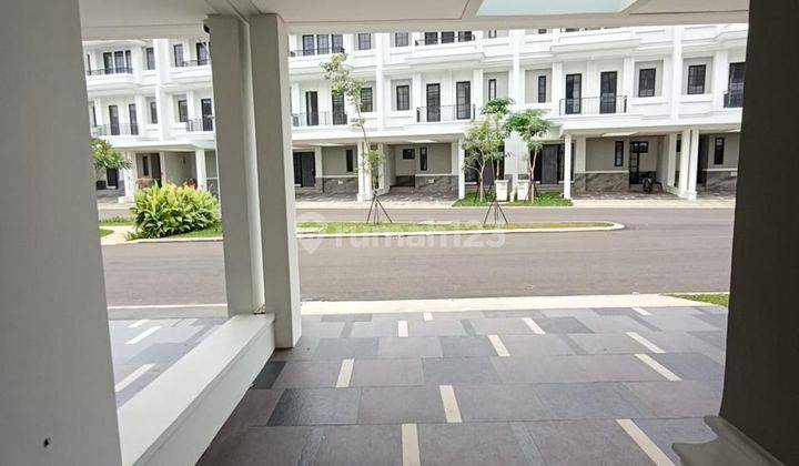 Dijual Rumah 3 Lantai Konsep American Style di Sutera Winona. Dnaefpro 1