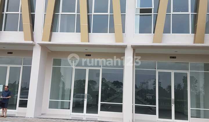 For Sale: Ayodhya 2-Storey Shophouse Tower Sienna Ready to Occupy in Tangerang City - Synefa