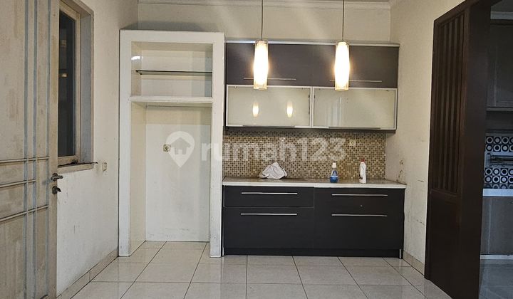 Turun Harga Dijual Rumah 2 lantai semi furnish BSD Delatinos Bahamas Resort - Ylefb 2