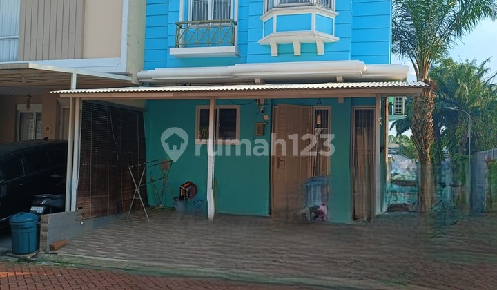 Dijual Rumah 2Lt Minimalis Ada Gudang Cluster Milano. Marefgs Dijual Rumah 2Lt Minimalis Ada Gudang Cluster Milano. Marefgs