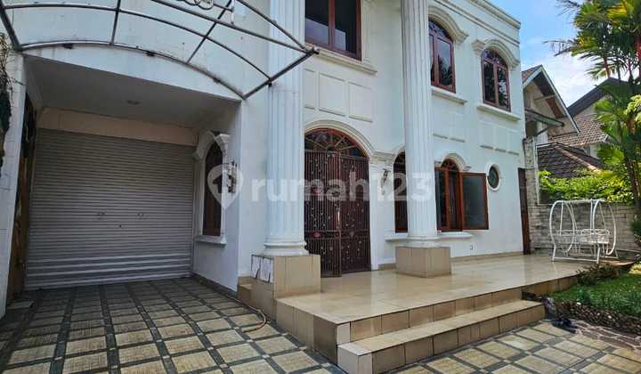 Dijual Rumah Mewah Siap Huni Semi Furnish di BSD Giri Loka 1 - Wndefgs 2